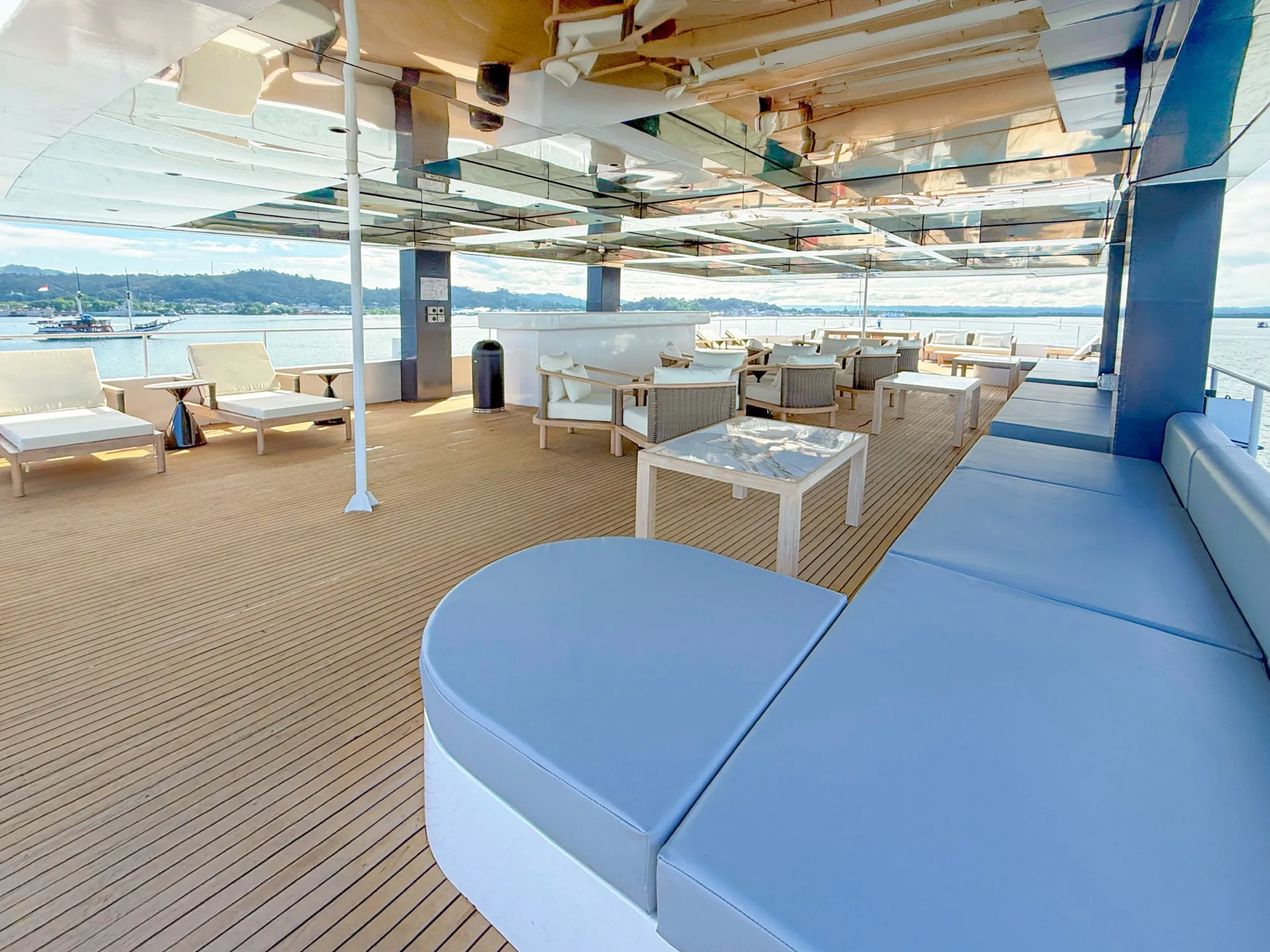 King Neptune sun deck